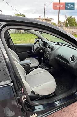 Хэтчбек Ford Fiesta 2008 в 
