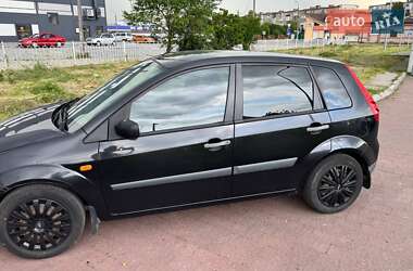 Хэтчбек Ford Fiesta 2008 в 