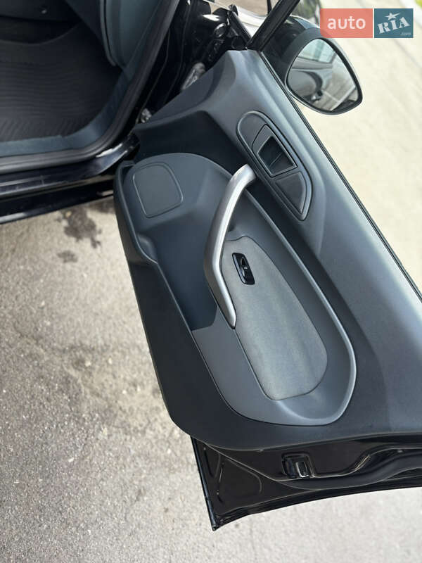 Хэтчбек Ford Fiesta 2011 в Харькове