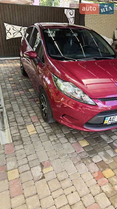 Хетчбек Ford Fiesta 2011 в Дніпрі