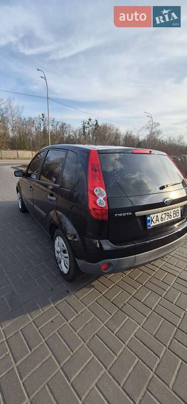 Хэтчбек Ford Fiesta 2008 в Киеве