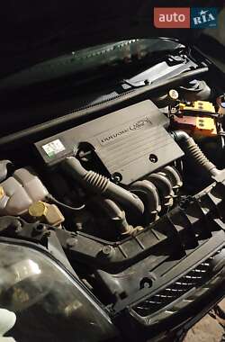 Хэтчбек Ford Fiesta 2005 в 