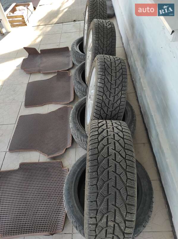 Хэтчбек Ford Fiesta 2005 в Звенигородке