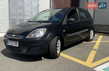 Хэтчбек Ford Fiesta 2007 в 
