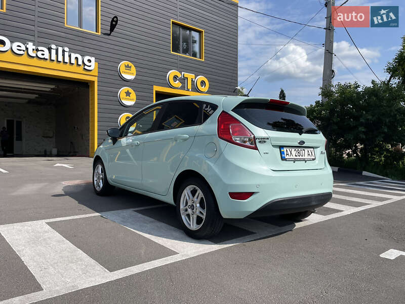 Хэтчбек Ford Fiesta 2017 в Харькове