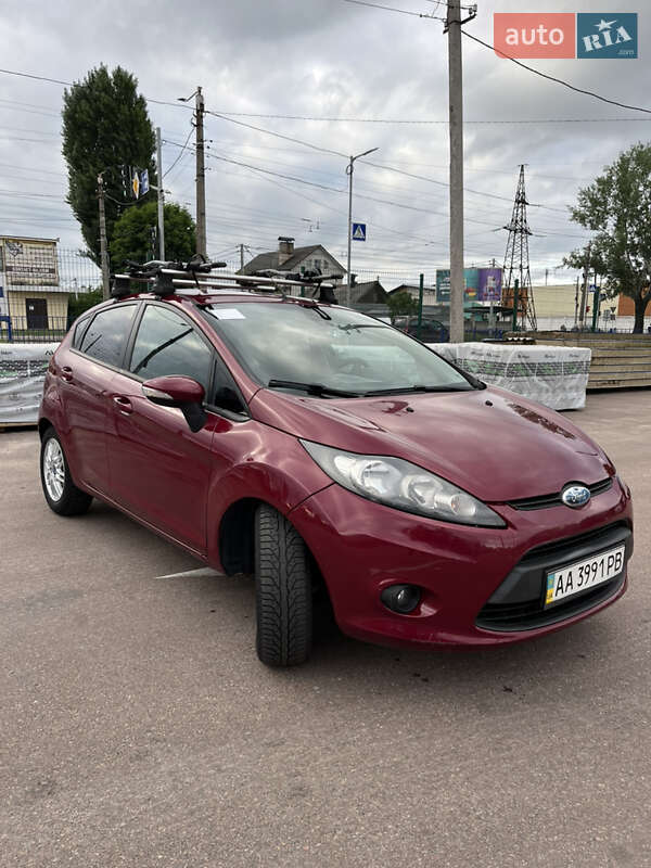Хэтчбек Ford Fiesta 2011 в Житомире