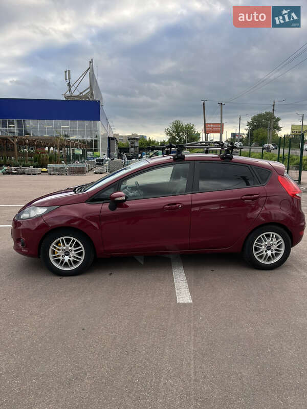 Хэтчбек Ford Fiesta 2011 в Житомире