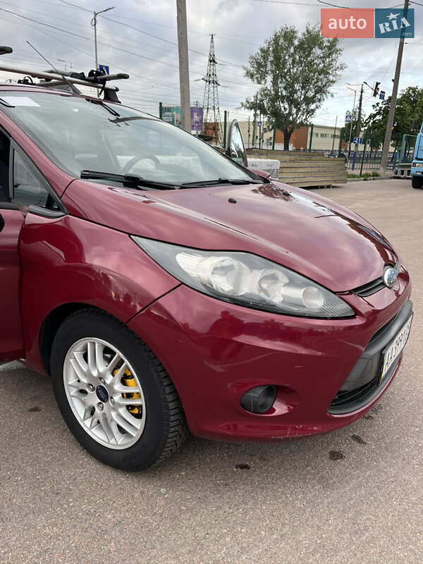 Хэтчбек Ford Fiesta 2011 в Житомире