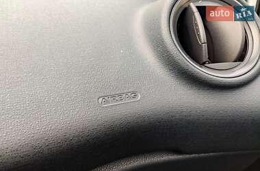 Хэтчбек Ford Fiesta 2012 в 