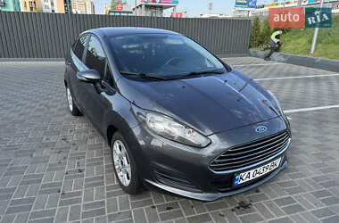 Седан Ford Fiesta 2016 в 