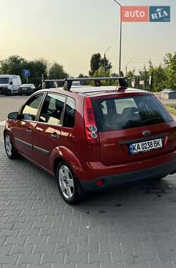 Хэтчбек Ford Fiesta 2008 в 