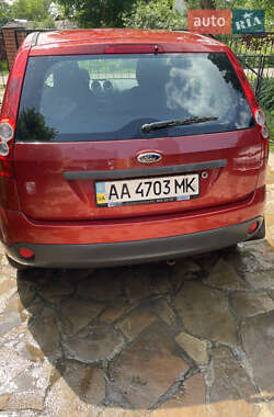 Хэтчбек Ford Fiesta 2007 в 