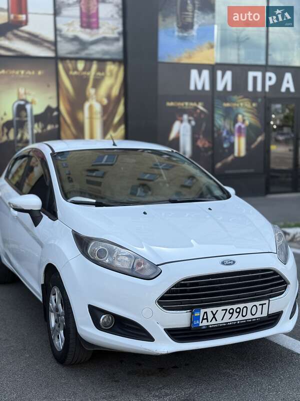 Хэтчбек Ford Fiesta 2013 в Харькове