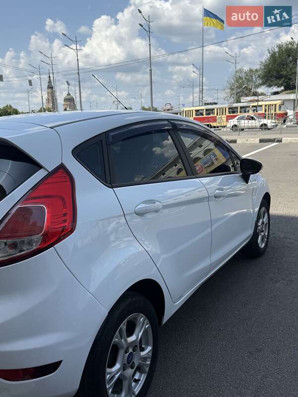Хэтчбек Ford Fiesta 2013 в Харькове
