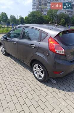 Хэтчбек Ford Fiesta 2019 в 