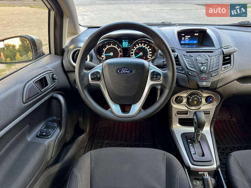 Хэтчбек Ford Fiesta 2018 в Киеве фото 28 Хэтчбек Ford Fiesta 2018 в Киеве