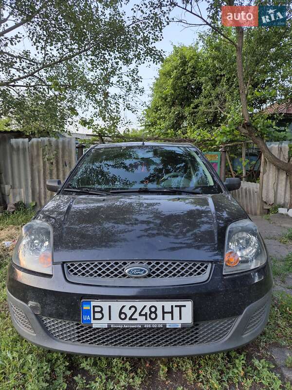 Хэтчбек Ford Fiesta 2007 в Полтаве