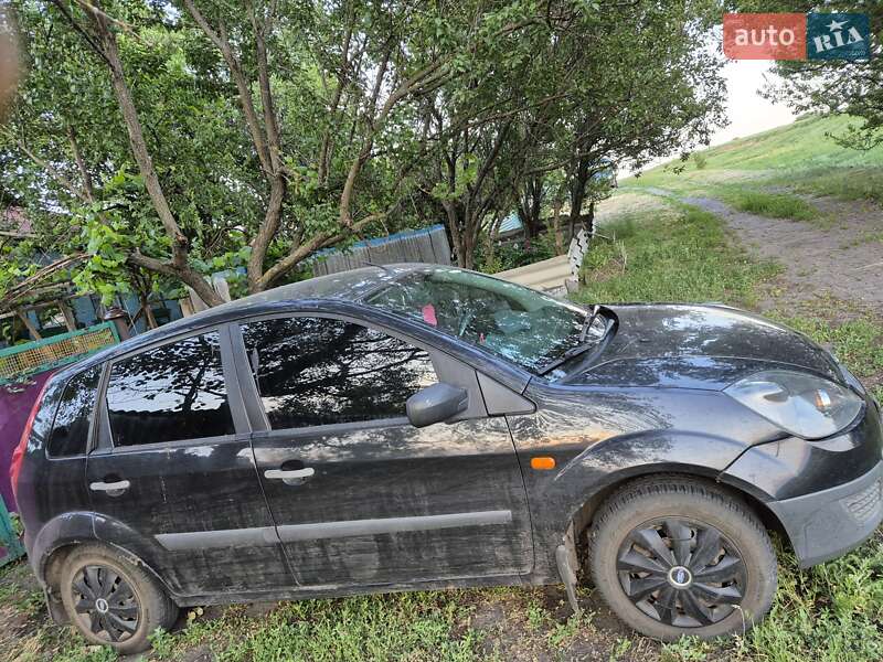 Хэтчбек Ford Fiesta 2007 в Полтаве