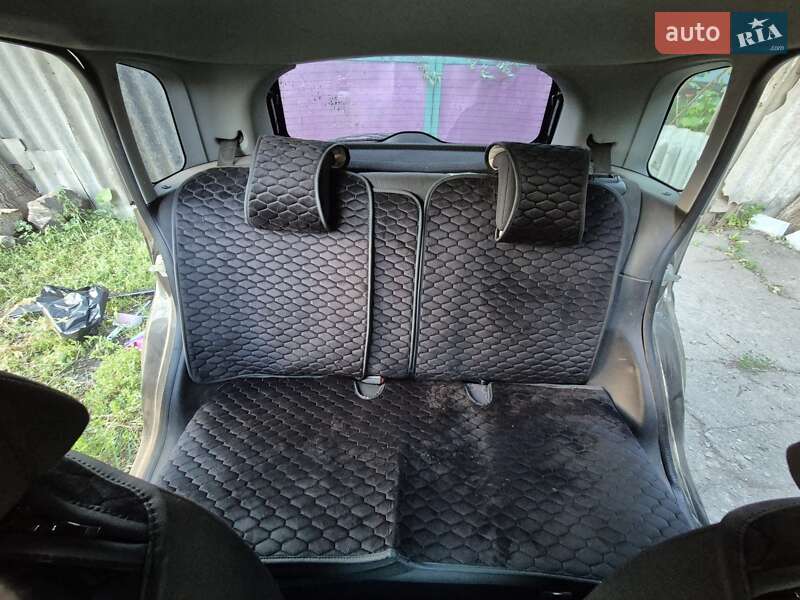 Хэтчбек Ford Fiesta 2007 в Полтаве