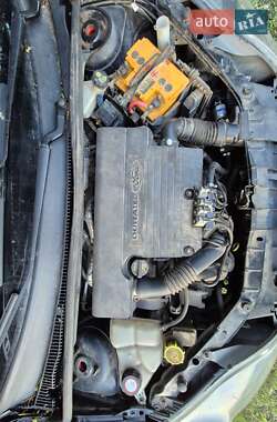 Хэтчбек Ford Fiesta 2007 в 