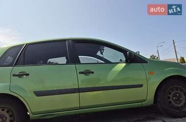 Хэтчбек Ford Fiesta 2008 в 
