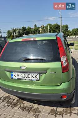 Хэтчбек Ford Fiesta 2008 в 