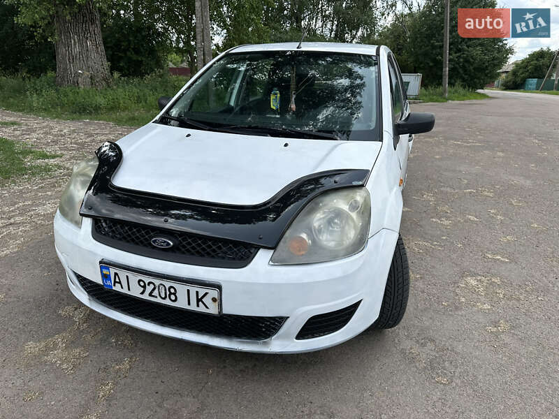 Хэтчбек Ford Fiesta 2007 в Нежине