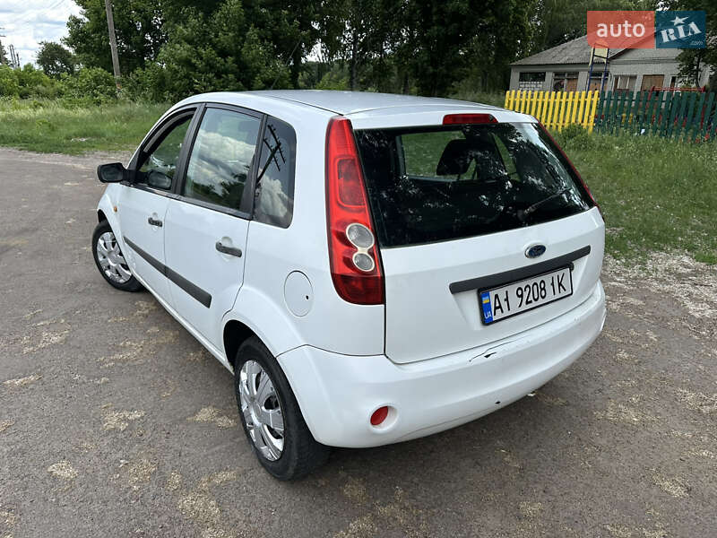 Хэтчбек Ford Fiesta 2007 в Нежине