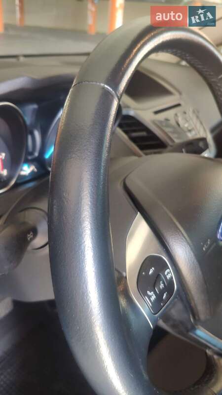 Хэтчбек Ford Fiesta 2016 в Киеве