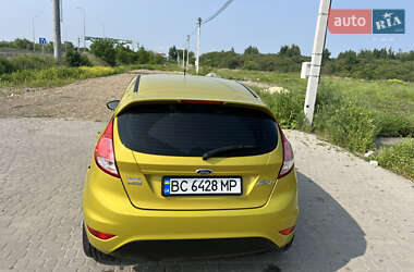 Хэтчбек Ford Fiesta 2013 в 