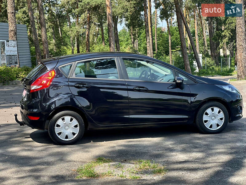 Хэтчбек Ford Fiesta 2009 в Виннице