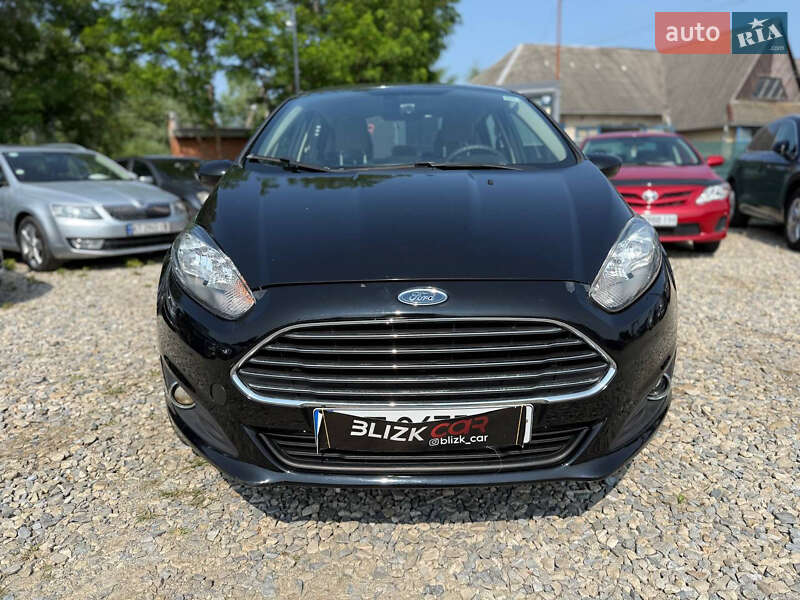 Седан Ford Fiesta 2017 в Коломые