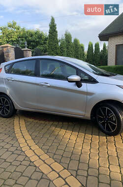 Хэтчбек Ford Fiesta 2019 в 