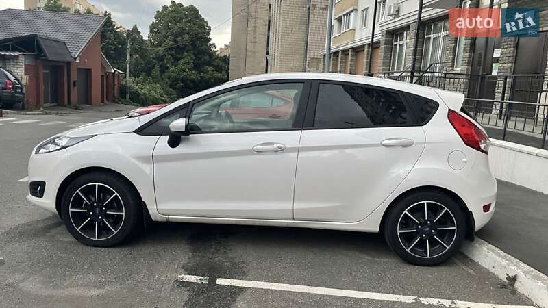 Хетчбек Ford Fiesta 2019 в Києві