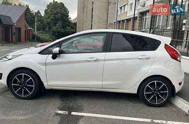 Хэтчбек Ford Fiesta 2019 в 