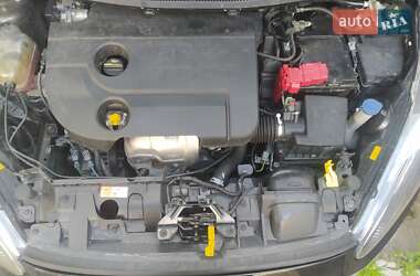 Хэтчбек Ford Fiesta 2014 в 