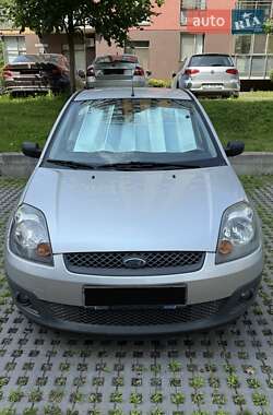 Хэтчбек Ford Fiesta 2008 в 
