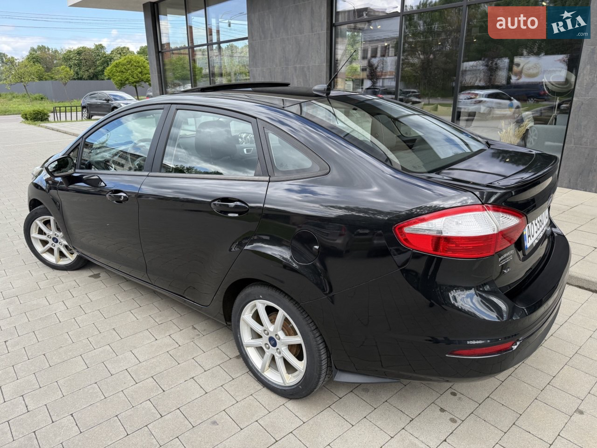 2015 Ford Fiesta - мініатюра 11