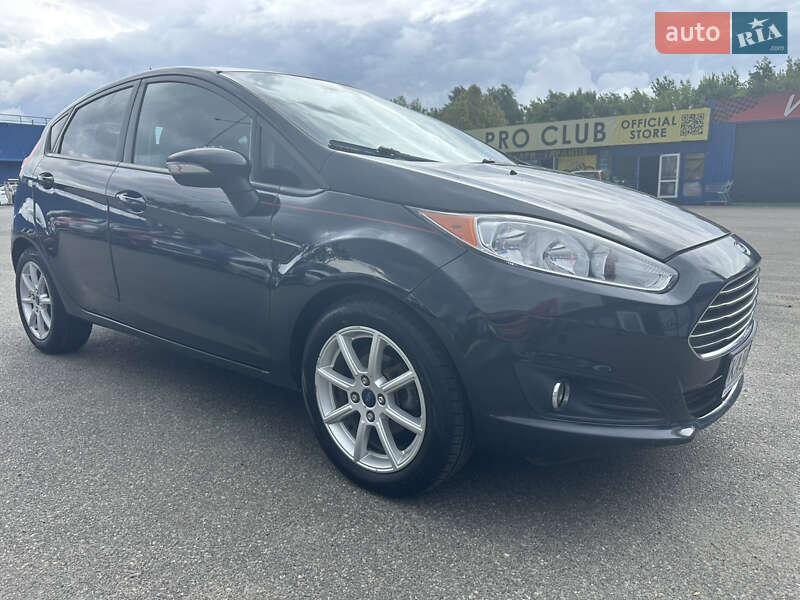 Хэтчбек Ford Fiesta 2014 в 