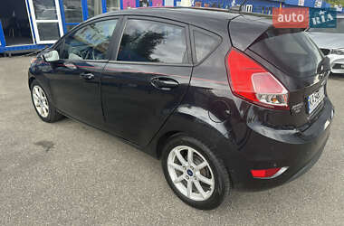 Хэтчбек Ford Fiesta 2014 в 