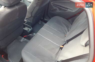 Хэтчбек Ford Fiesta 2010 в 