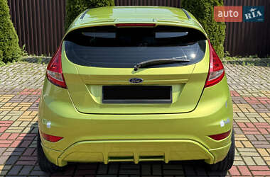 Хэтчбек Ford Fiesta 2008 в 