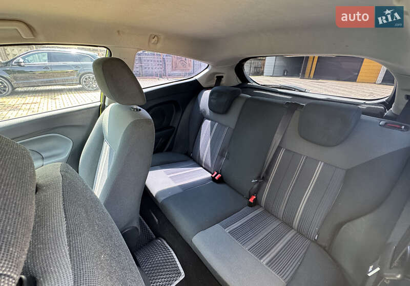 Хэтчбек Ford Fiesta 2008 в Изяславе