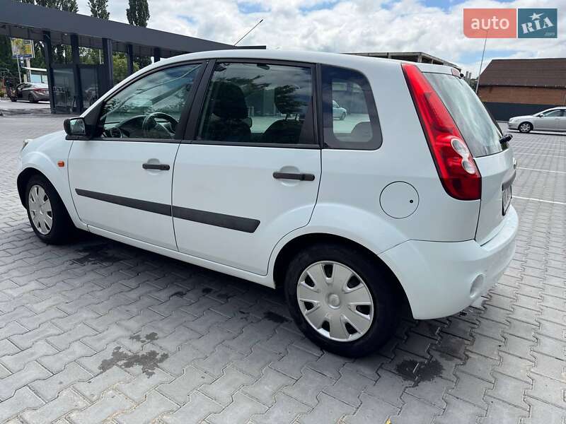 Хэтчбек Ford Fiesta 2007 в Виннице
