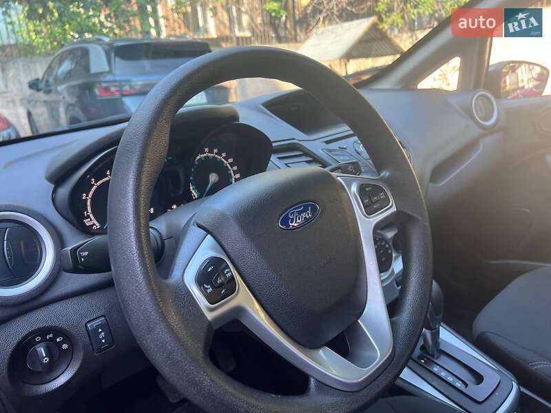 Седан Ford Fiesta 2019 в Днепре