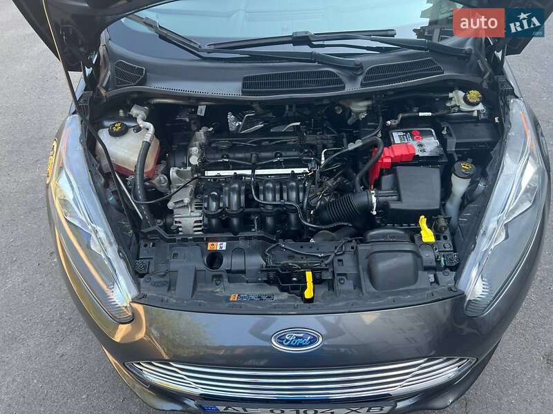 Седан Ford Fiesta 2019 в Днепре