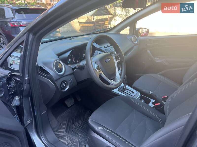 Седан Ford Fiesta 2019 в Днепре