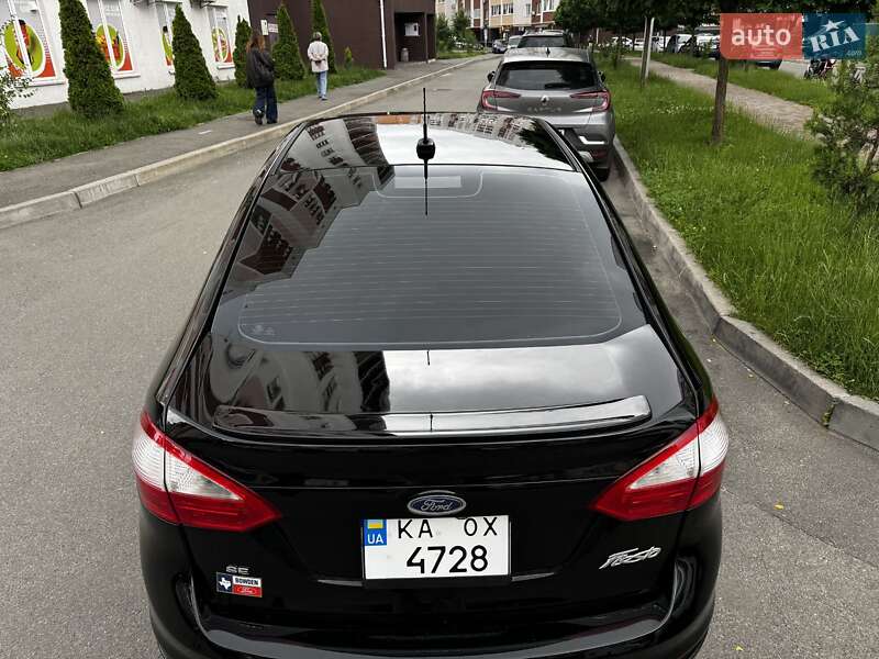 Седан Ford Fiesta 2019 в Києві