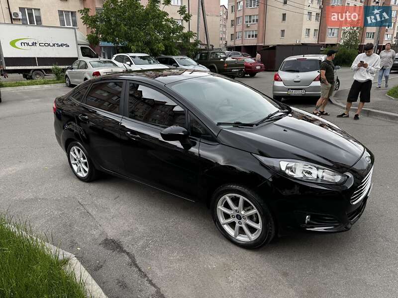Седан Ford Fiesta 2019 в Києві