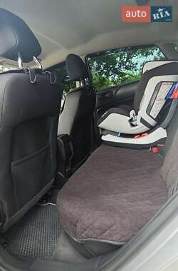 Седан Ford Fiesta 2017 в 